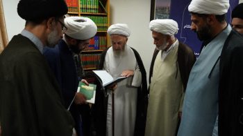 آیت الله العظمی سبحانی: اثر و برکت پژوهش‌های گروهی بهتر از فردی است