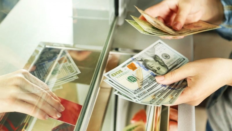 صفر تا ۱۰۰ چگونگی دریافت ارز مسافرتی ۱۴۰۴ / مسافران بخوانند