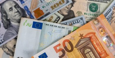 نرخ ارز در بازارهای مختلف 5 آبان ماه/ دلار گران شد