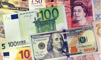 نرخ ارز در بازارهای مختلف 7 آبان ماه/ دلار و یورو چند؟