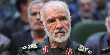 معاون قرارگاه خاتم: امام فرمودند شیرهایی که پیر میشوند، وقتی میخواهند نعره بکشند، از دو جا صدا درمیآید؛ صهیونستها امروز در همین وضعیت هستند