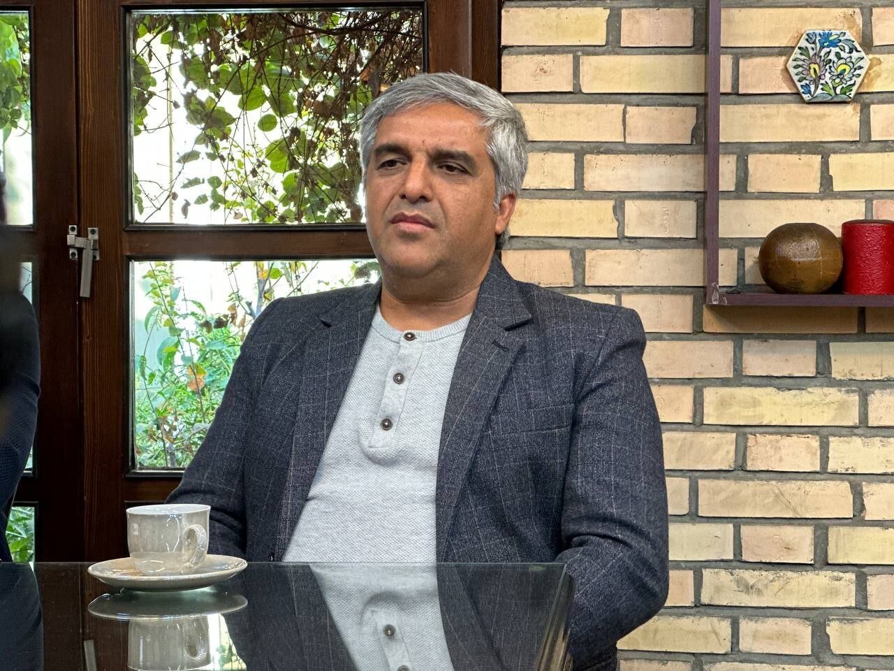 کارنامه سیاه ماه مهر؛ «دانشآموزان زیادی مستعد خودکشی هستند»/ در گزینش آنقدر که از معلم میپرسند نماز جمعه چند رکعت است روی سلامت روان جدی نیستند