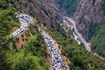 ترافیک سنگین در چالوس/ تردد روان در هراز و فیروزکوه