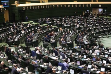 خبر فوری درباره ساعت کاری کارکنان دولت