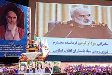فرمانده ارشد سپاه: واکنش شجاعانه نیروهای مسلح و هدایتهای رهبری دشمن را به آتش بس واداشت/ امام جمعه مهاباد: انتصاب سریع فرماندهان دشمن را شگفت زده کرد