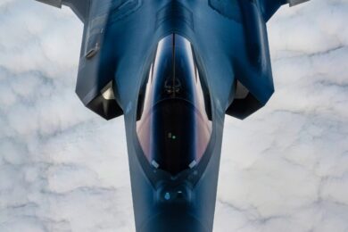 آیا جنگنده «اف ۳۵» واقعاً ساخت آمریکا است؟ / پشت‌پرده ساخت مشهورترین جنگنده جهان