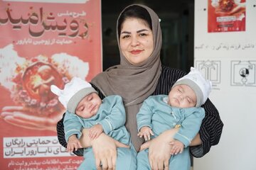 پایان ۱۳ سال انتظار؛ تولد دوقلوها در بابل پس از ۶ سال فریز جنین