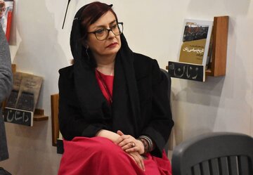 اعتراض مهسا محبعلی به حذف نامش از تیتراژ فیلم منیژه حکمت / قرارداد رسمی و حق مالکیت ۵ درصدی دارم