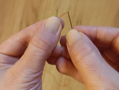 نخ کردن سوزن