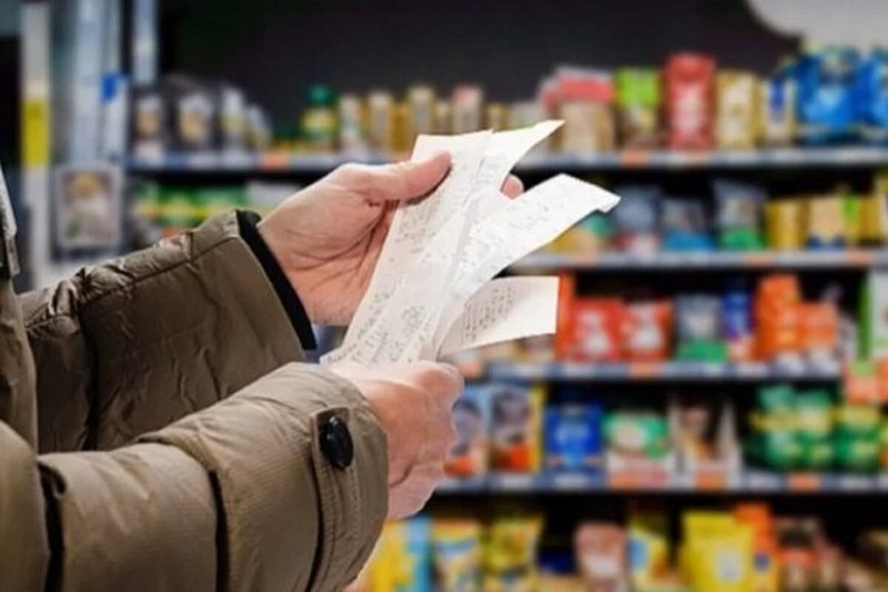 معاون پزشکیان: مردم دغدغه سیاسی ندارند؛ نان و گوشت میخواهند