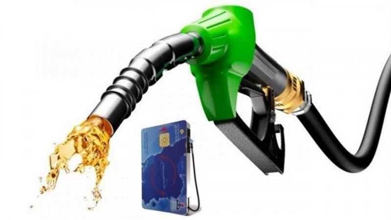 ادعای یک نماینده مجلس درباره تصمیم بنزینی سران قوا