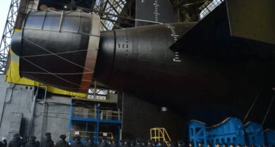 مرموزترین زیردریایی هستهای روسیه به آب انداخته شد