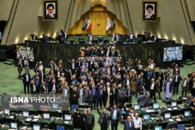 مجلس-شعار مرگ بر آمريكا