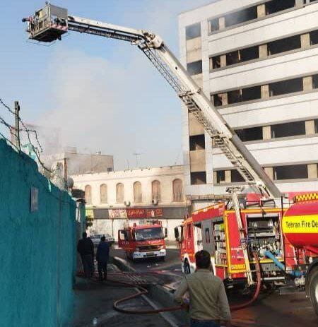 آتشسوزی در کارگاه شارژ سیلندر گاز مایع در مسعودیه/ مصدومیت دو نفر و یک آتشنشان