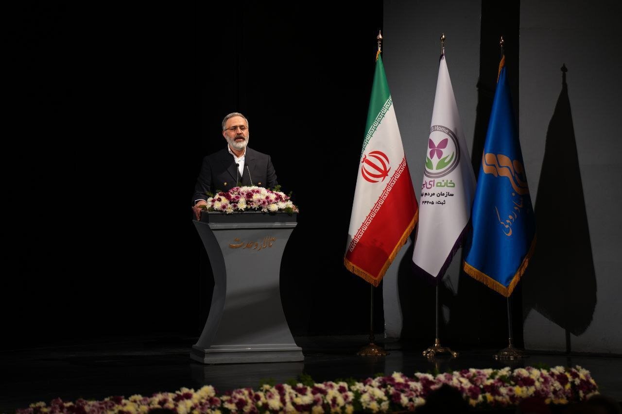 سید عباس صالحی؛ وزیرفرهنگ و ارشاد اسلامی: خانواده بیماران پروانهای الگویی از «توانستن» هستند