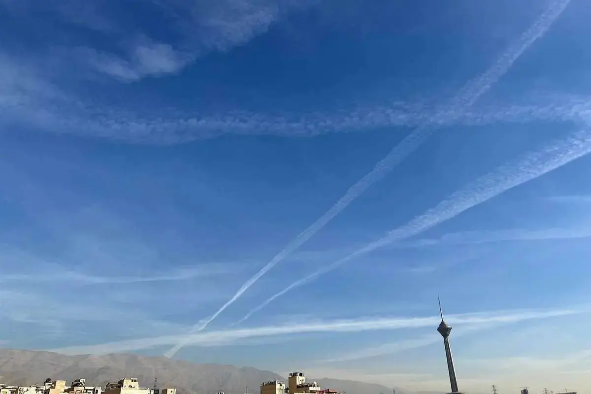 آزمایشهای موشکی آسمان تهران