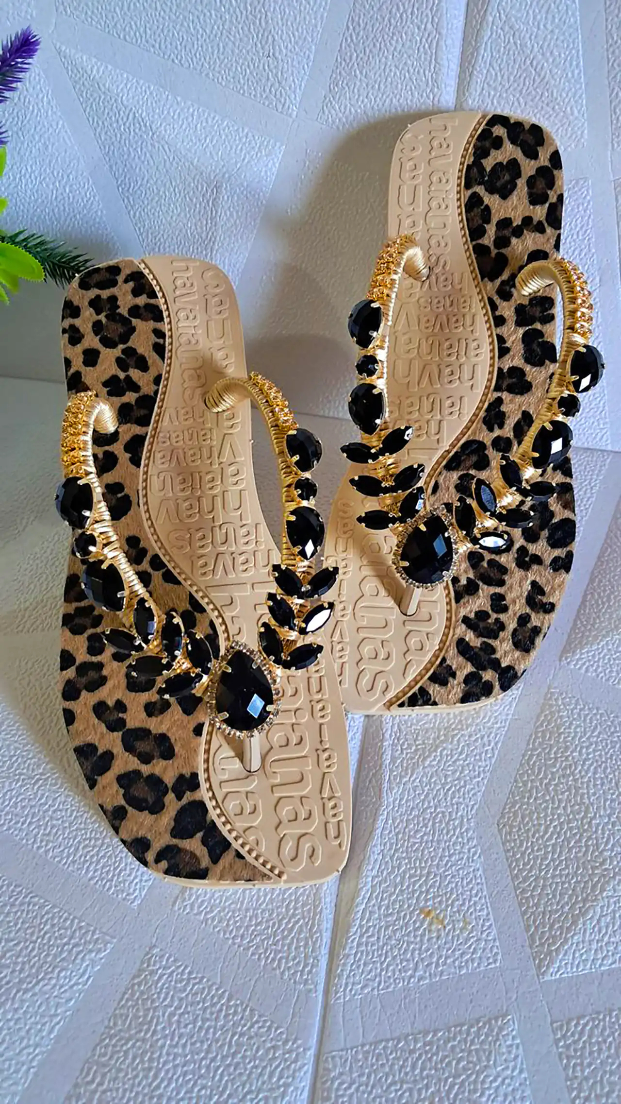 دمپایی انگشتی کارشده