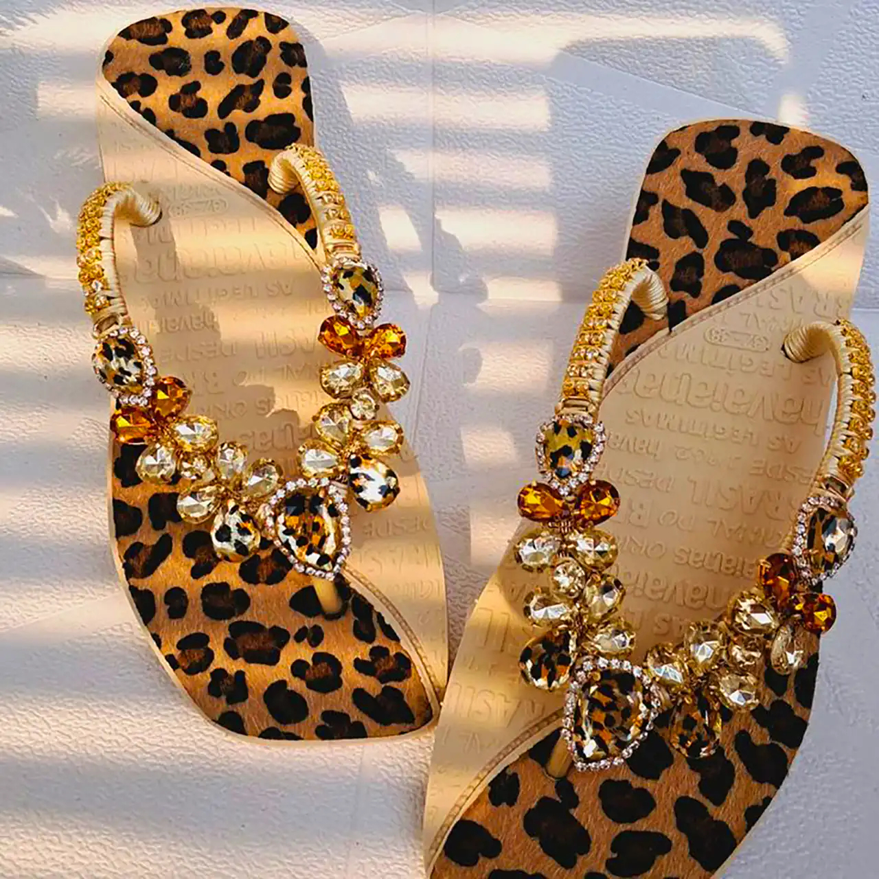 دمپایی انگشتی کارشده