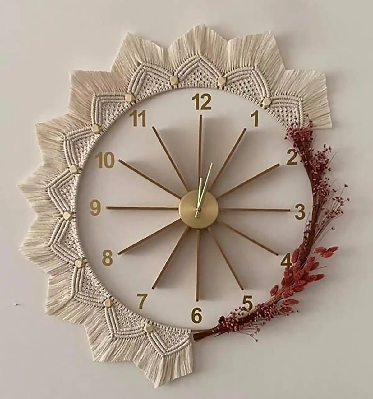 ساعت دیواری شیک مکرومه