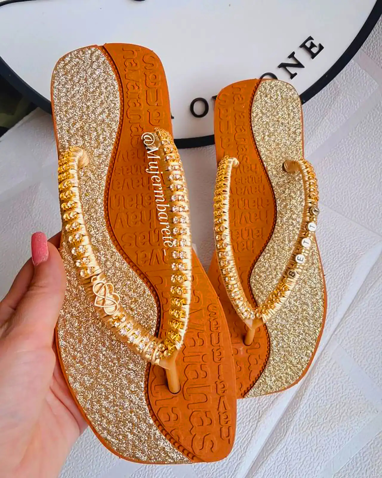 دمپایی انگشتی کارشده