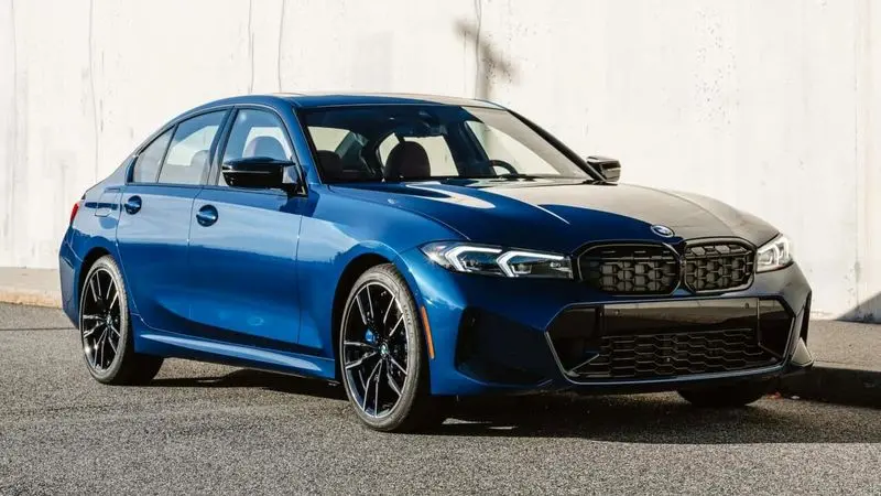 رنگهای محبوب سال ۲۰۲۵ در صنعت خودروسازی