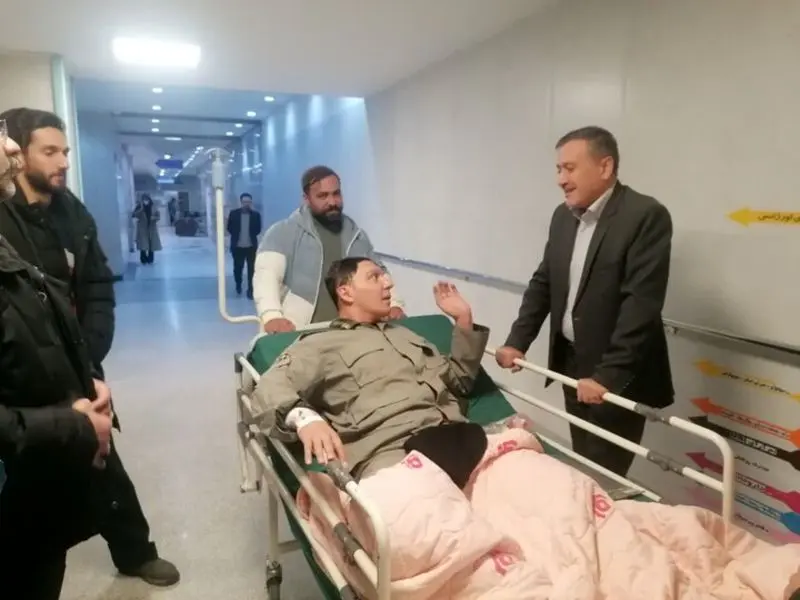 سقوط خودروی محیط‌بانان همدان حین تعقیب شکارچیان سه مجروح برجا گذاشت