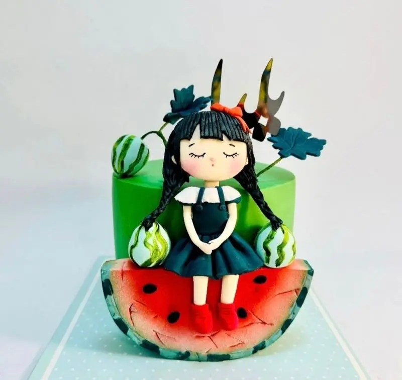 مدل کیک شب یلدا | 30 مدل کیک شب یلدا ۱۴۰۴ برای عروس و مهمانی که میز یلداتو لاکچری و دیدنی میکنه!