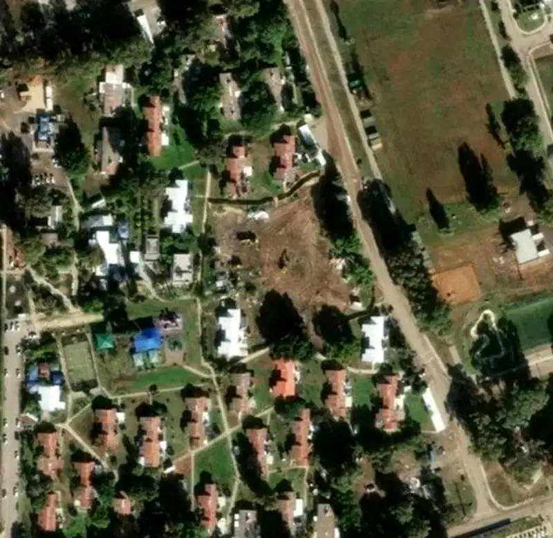 ناحیه جنوبی پایگاه هوایی تل نوف که در جریان عملیات موشکی وعده صادق-۲ هدف قرار گرفته است.