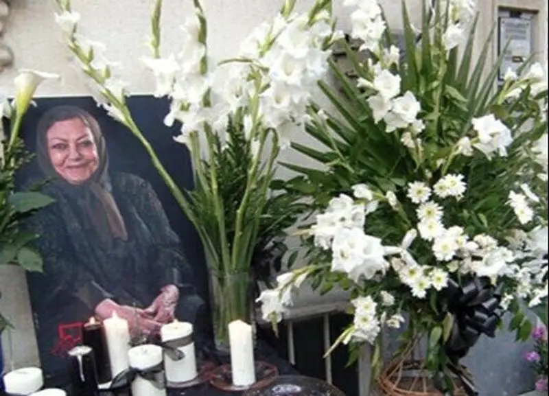 مجلس ترحیم حمیده خیرآبادی