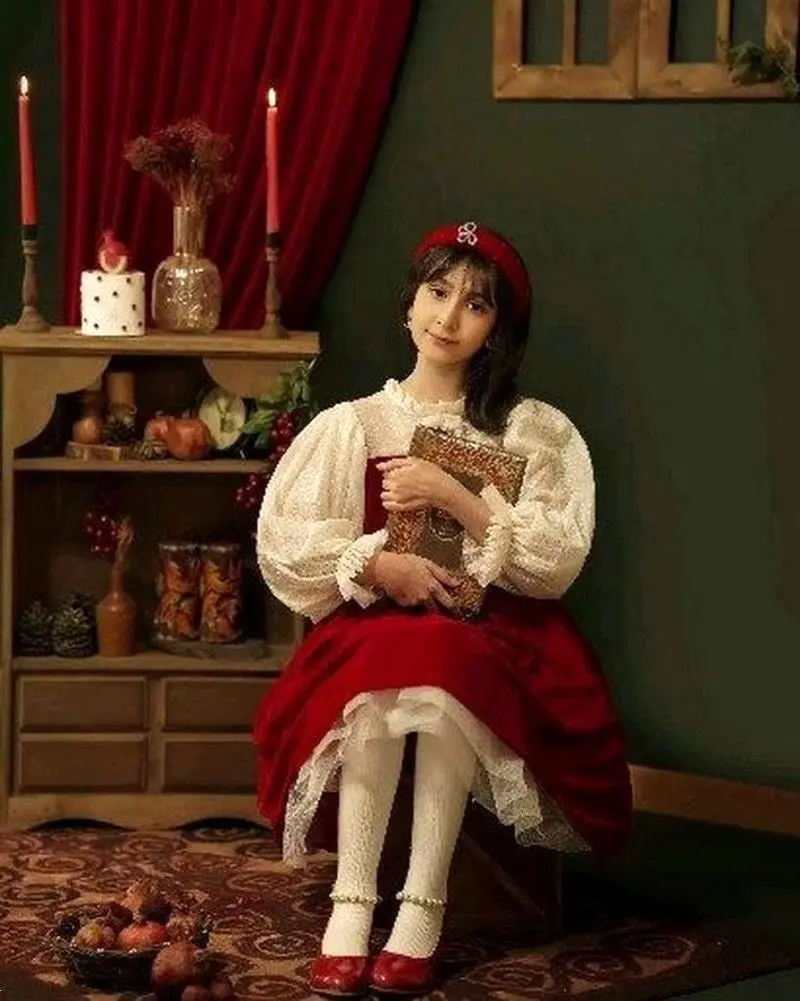 لباس یلدا کودک | لباس کودک یلدایی 1404 دخترانه و پسرانه قرمز و سبز مناسب عکاسی