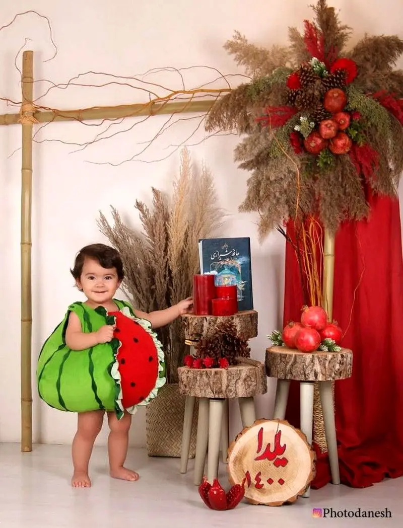 لباس یلدا کودک | لباس کودک یلدایی 1404 دخترانه و پسرانه قرمز و سبز مناسب عکاسی