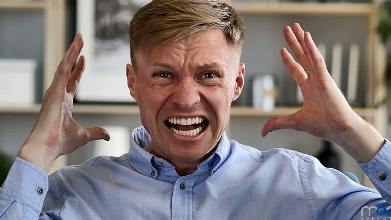 کمبود این ۳ ویتامین شما را بیحوصله و عصبانی میکند + توصیه طب سنتی