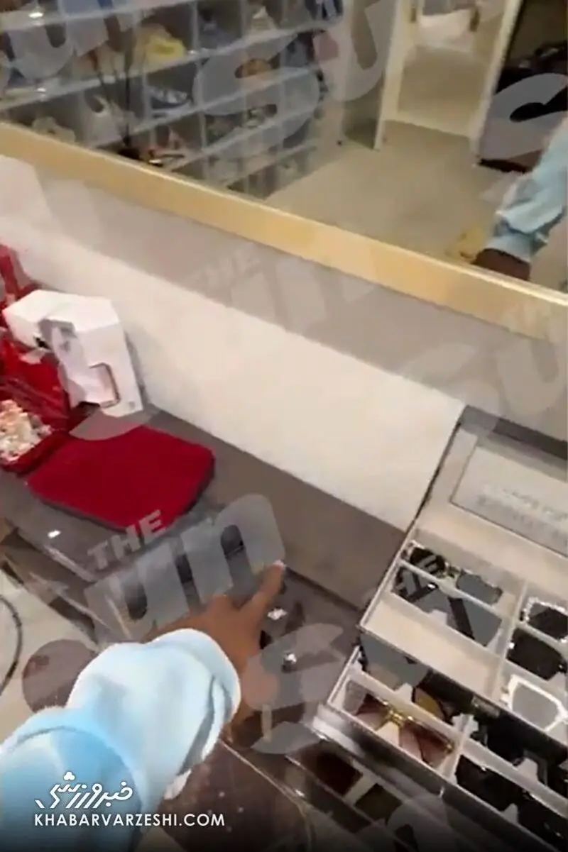 سرقت ساعتهای گرانقیمت بیسوما