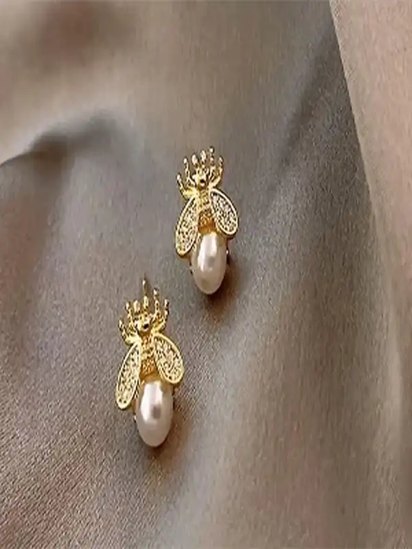 گوشواره نوزادی + طرح محبوب در میان والدین