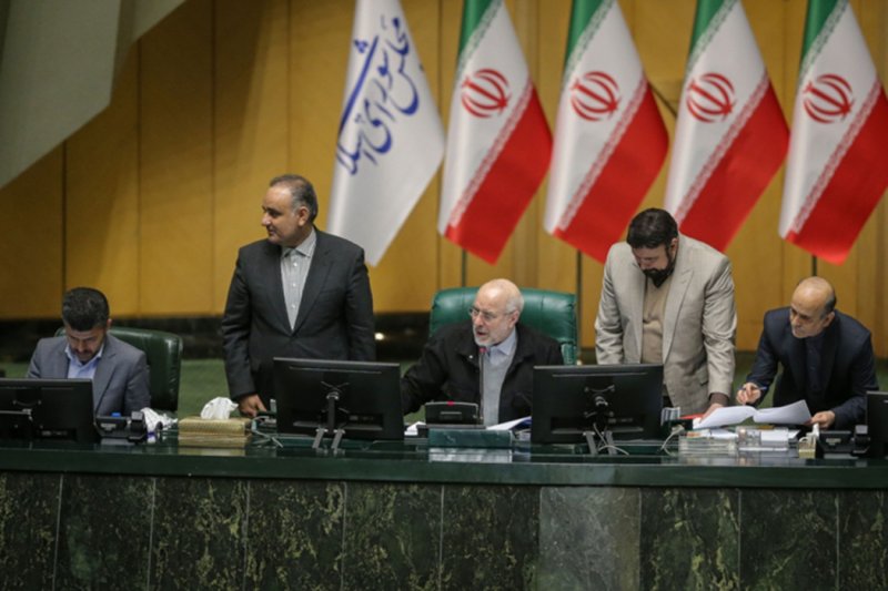 سقف معافیت مالیات بر درآمد ۴۰ میلیون تومان شد