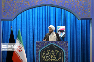 امام جمعه تهران:  ماه مبارک رمضان بازگشت به تنظیمات خلقت الهی است/خادمی خانه خدا شرف بزرگی است