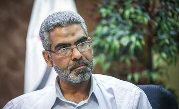 صمصامی: قالیباف و پزشکیان در خونهای ریختهشده در اعتراضات دیماه شریکاند/ به قالیباف درباره افزایش قیمتها اعتراض کردم، گفت:«حرف مفت نزن، مزخرف نگو»