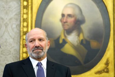 مردان رئیس‌جمهور در تور اپستین / از نقشه سقوط پاپ تا تعطیلات در کارائیب / اسناد اف‌بی‌آی پرده از شبکه نفوذ در کابینه ترامپ برداشت