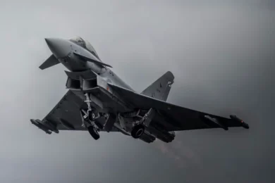 جنگنده تایفون